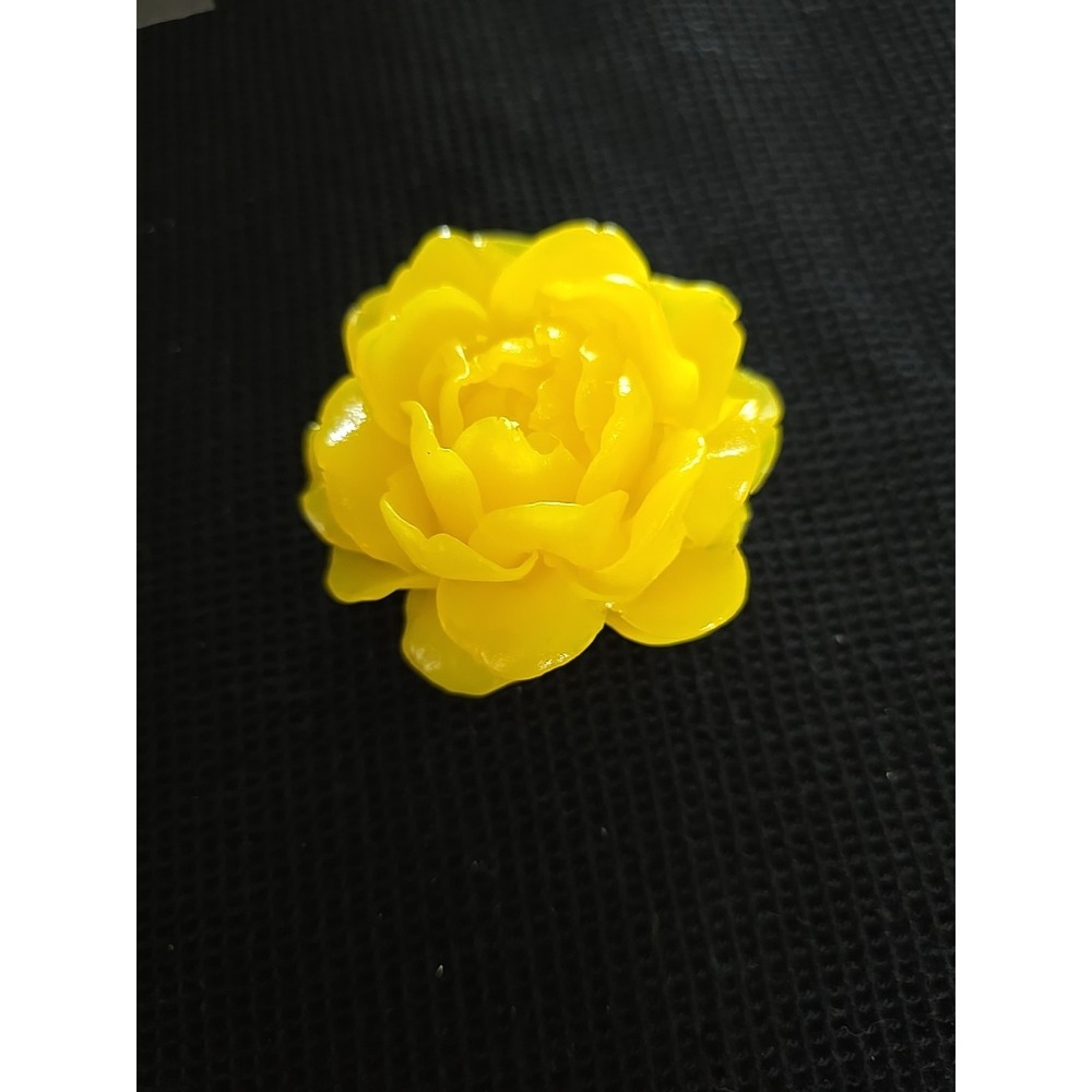 Yellow‎ Resin Flower Decoration Gift. 591